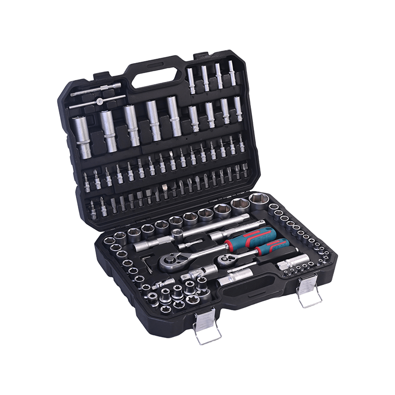 SET UKLJUČNICA 108 KOM